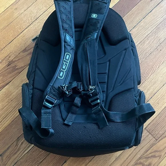 OGIO RENEGADE RSS LAPTOP BACKPACK - Picture 3 of 8